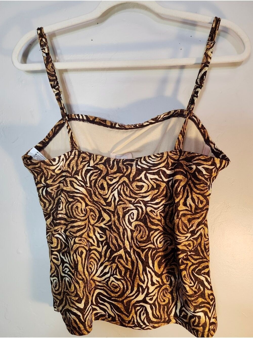 Christina Animal-Print Spaghetti Strap Camisole with Embossed Trim - Picture 4 of 6
